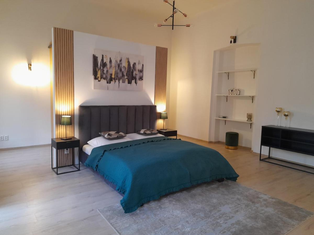 Entrez Apartment 3 - Historical Centre Košice Eksteriør billede