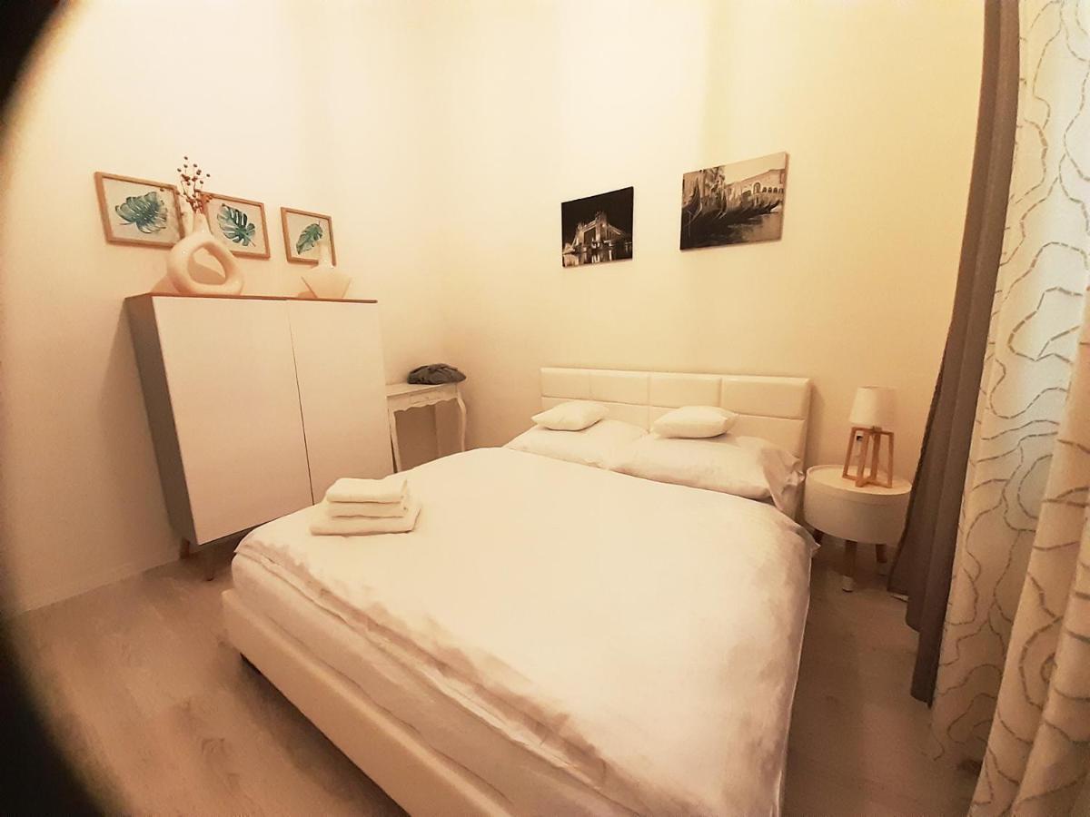 Entrez Apartment 3 - Historical Centre Košice Eksteriør billede